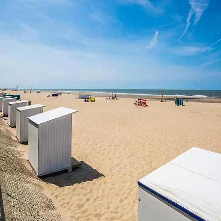 In Near The Sea, Cleaning Included Apartamento