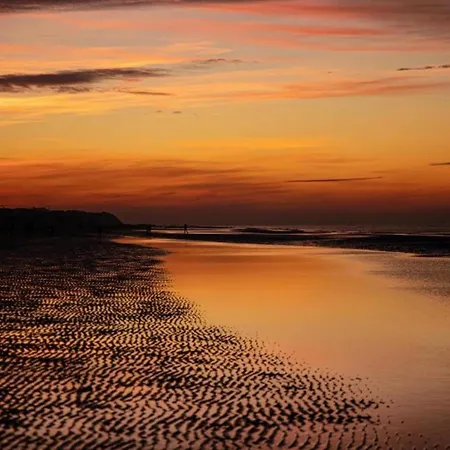 In Near The Sea, Cleaning Included *